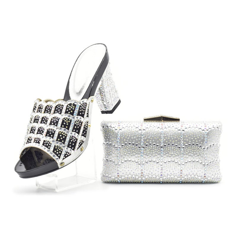 صندل حفلة مسائية بكعب عالٍ ورأس دائري مزين بالألماس مع حقيبة كلاتش مزخرفة بالألماس - Image 3